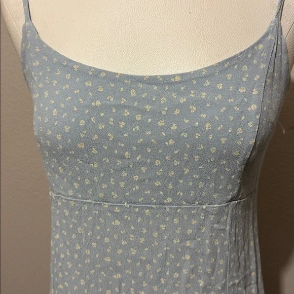 Brandy Melville Collen Floral Slip Dress Spring Break - Picture 4 of 8